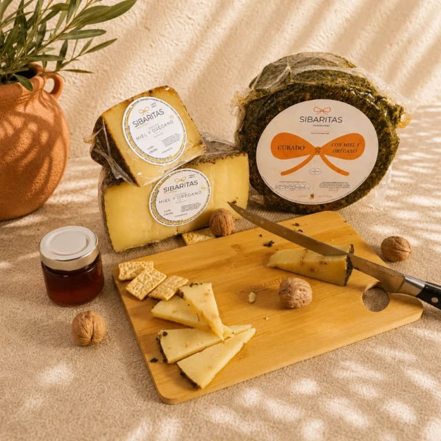 queso curado con oregano y miel