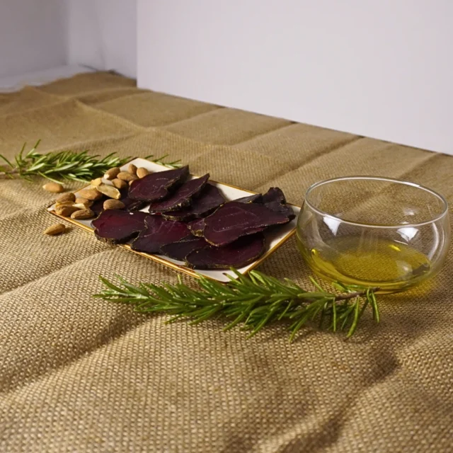 cecina de jabali loncheada online